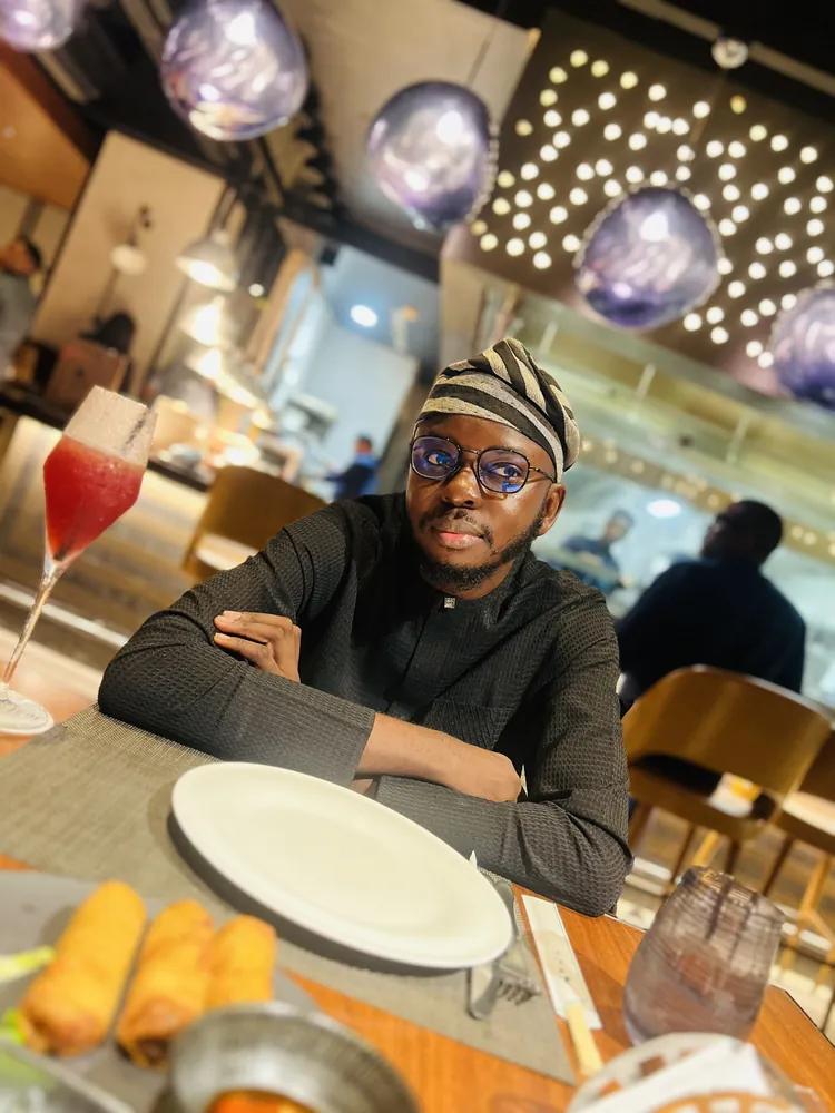 Eben at dinner